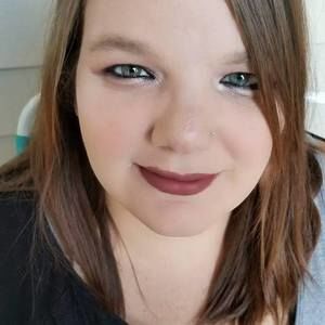 Meet your Posher, Brea